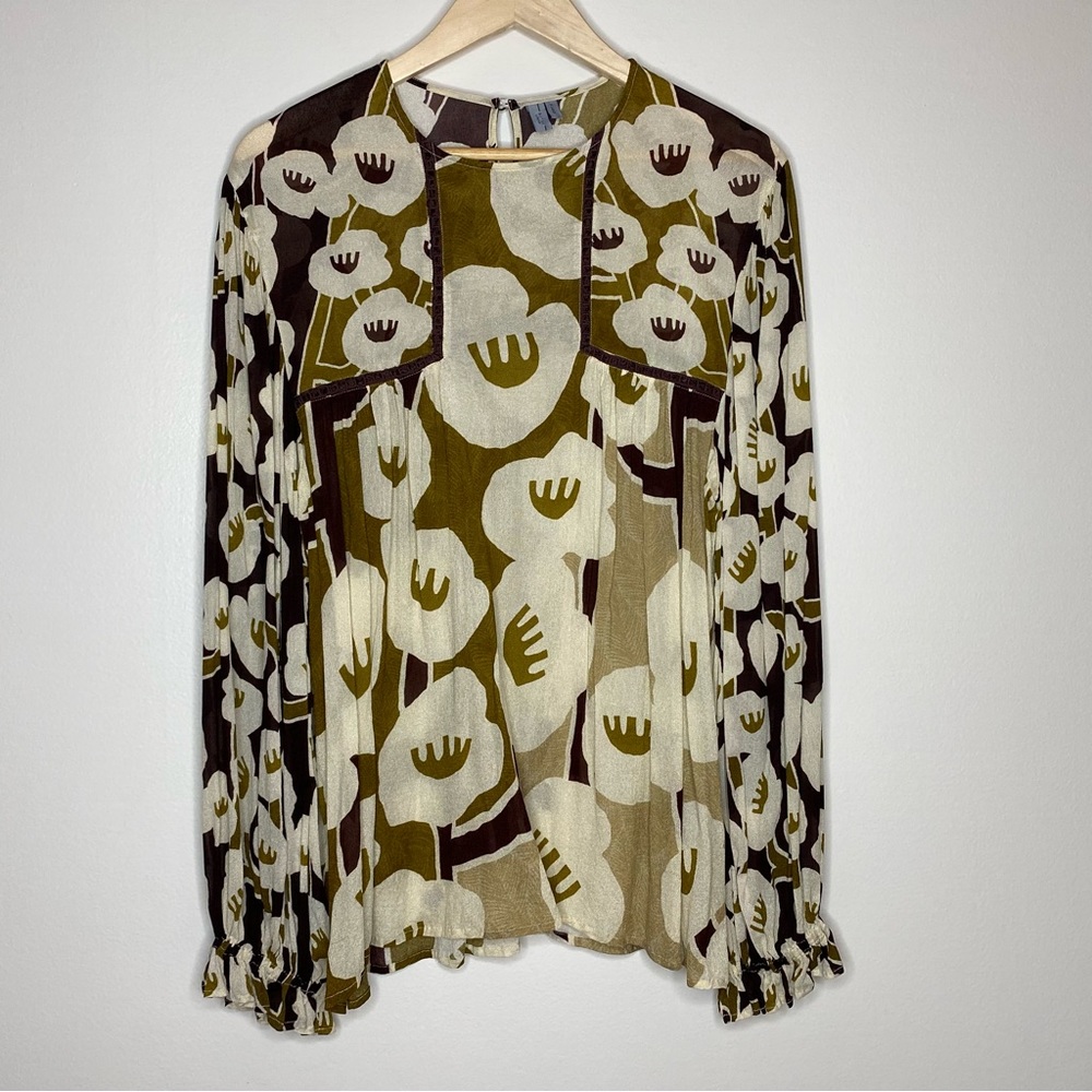 Womens Floral Long-Sleeve Blouse in Olive and Cream